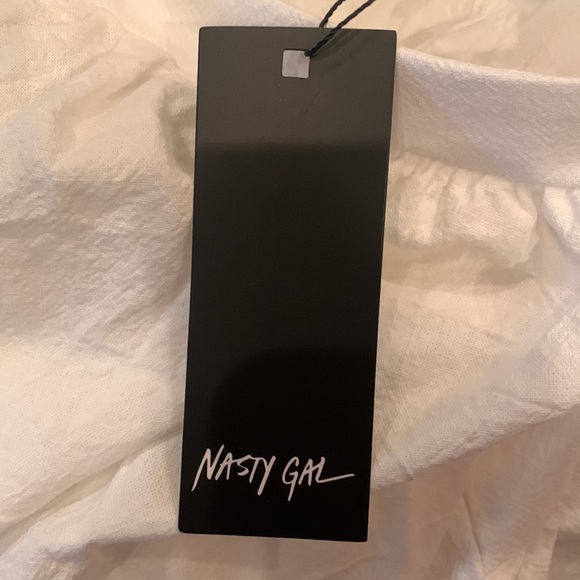 NWT Nasty Gal petite puff sleeve tiered smock mini dress in white size 0! - Picture 5 of 6